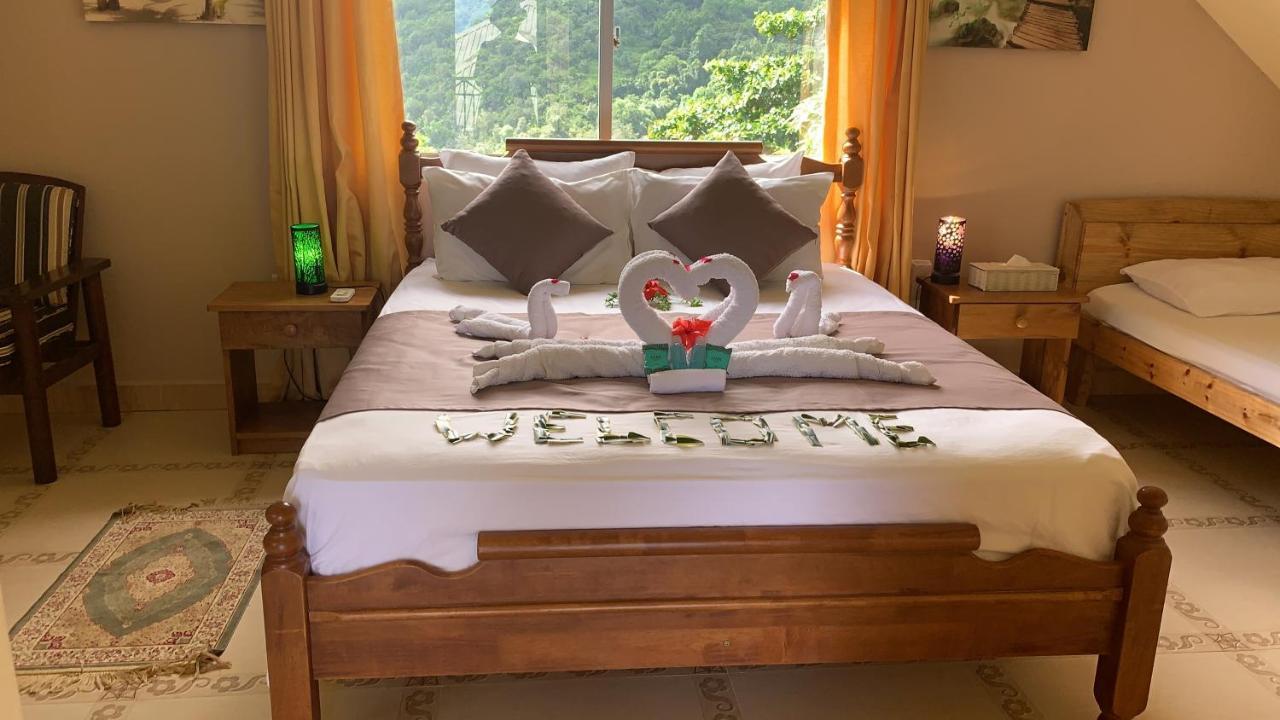 Mountain Lodge Anse Volbert Village 외부 사진